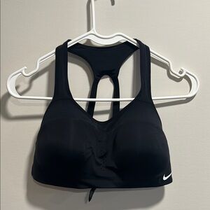 Nike black sports bra size medium